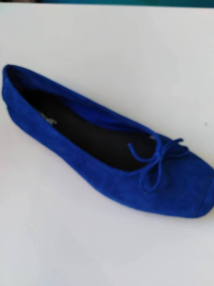 Balerine bleu